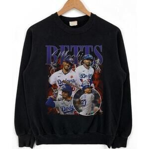 Mookie Betts Los Angeles Baseball Mookie Betts Retro Sweatshirt